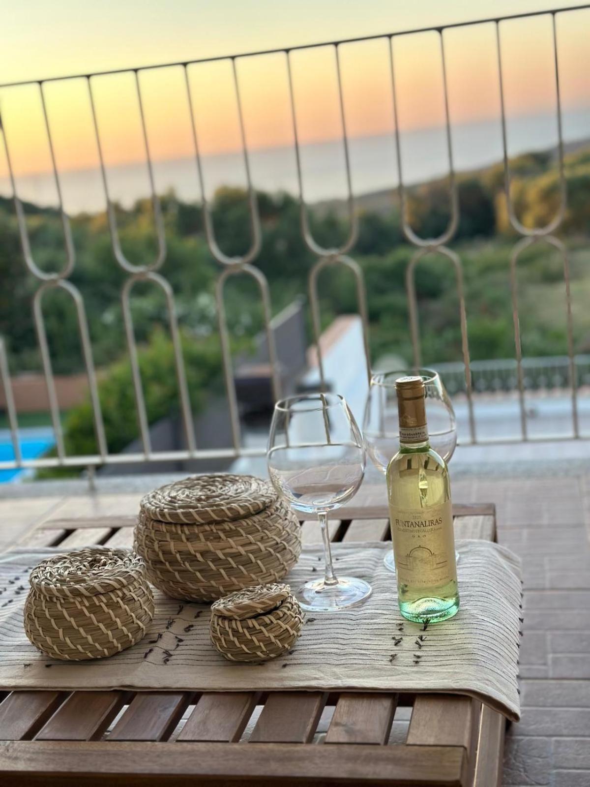 Costa Rossa View Sunset Villa Cascabraga Eksteriør bilde